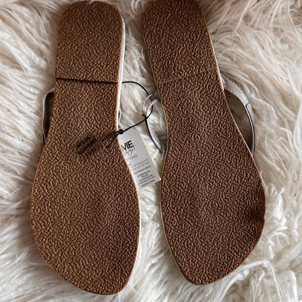 Sandals - Picture 3 of 3